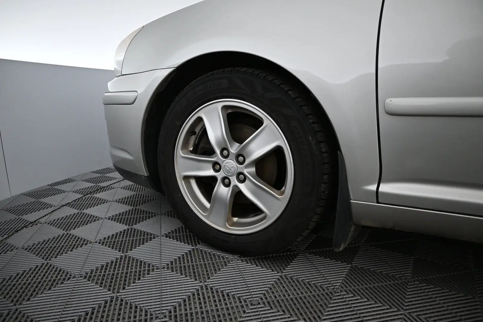 Car Image - 4gPXRGCW1mJjB2fvxBdQCE