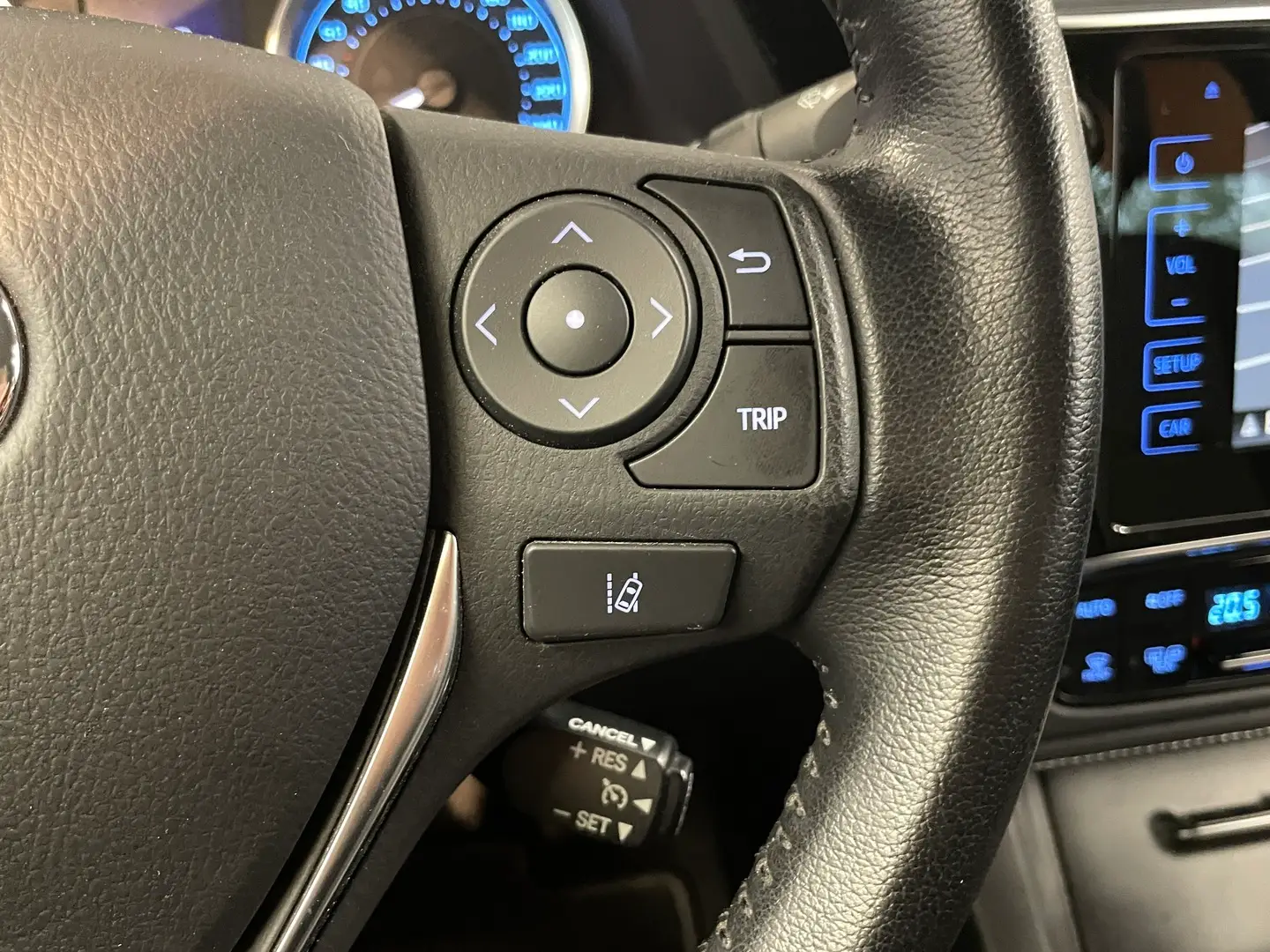 Car Image - 1pILO9s3HZHeh5y36mQdDI