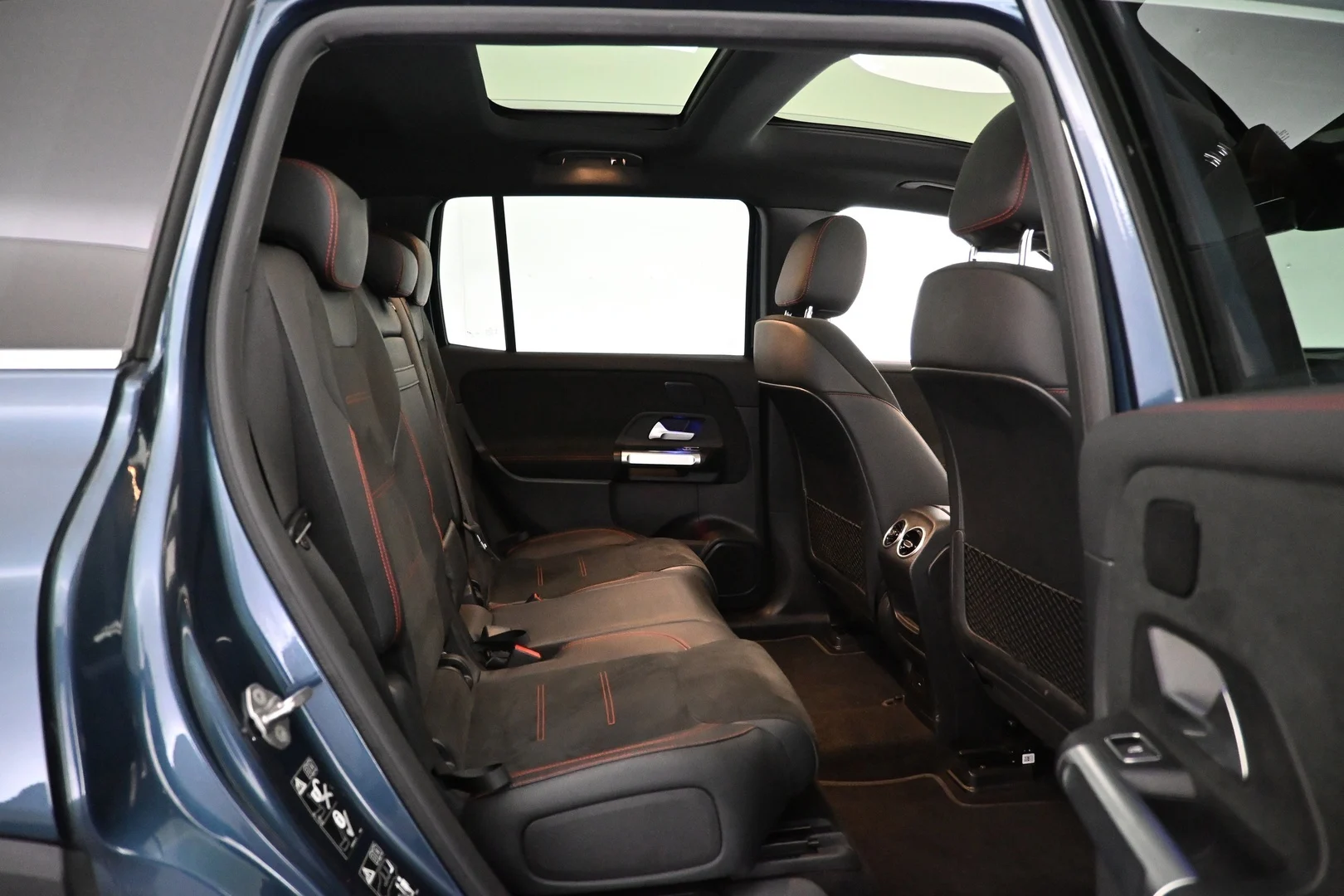 Car Image - BgGiDcFKPriN0slyfRikI