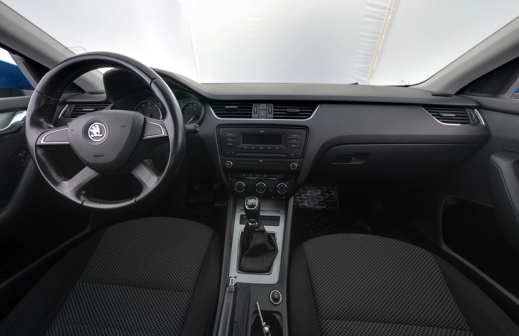 Car Image - 6RjKkTGoflRrPxh2rh9Dea