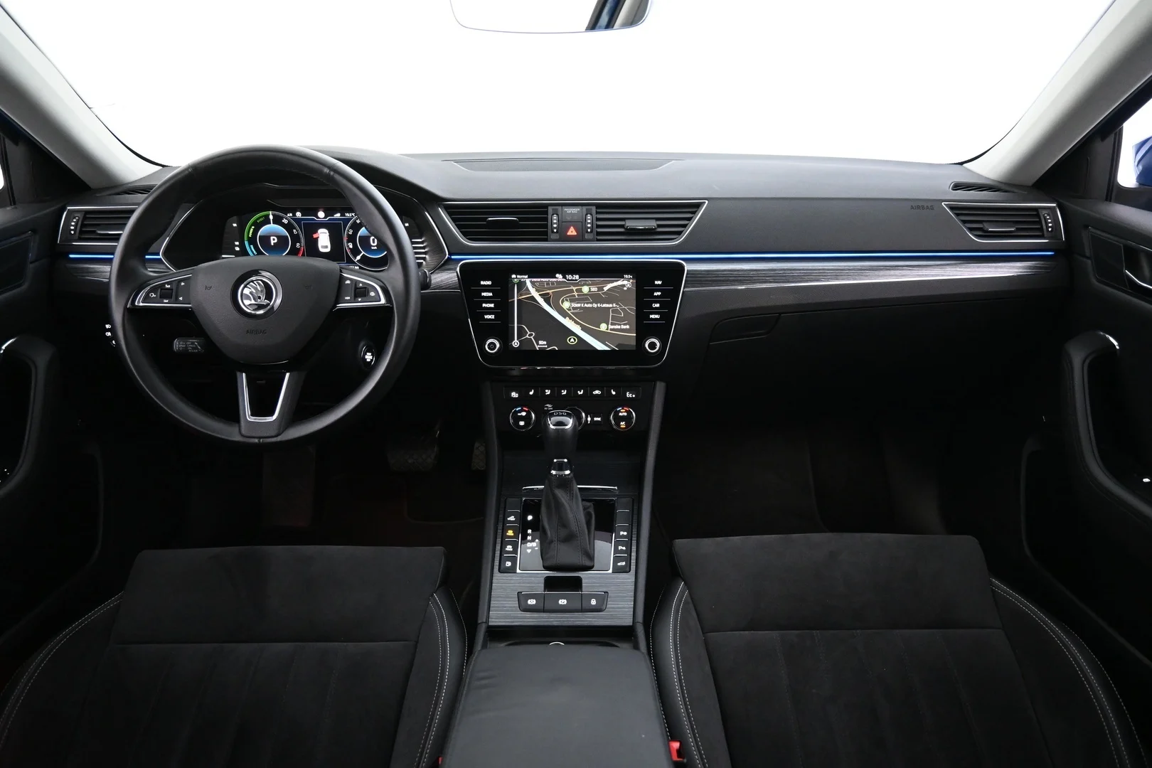 Car Image - 6xxFfqOQ82af66d18jjiUf