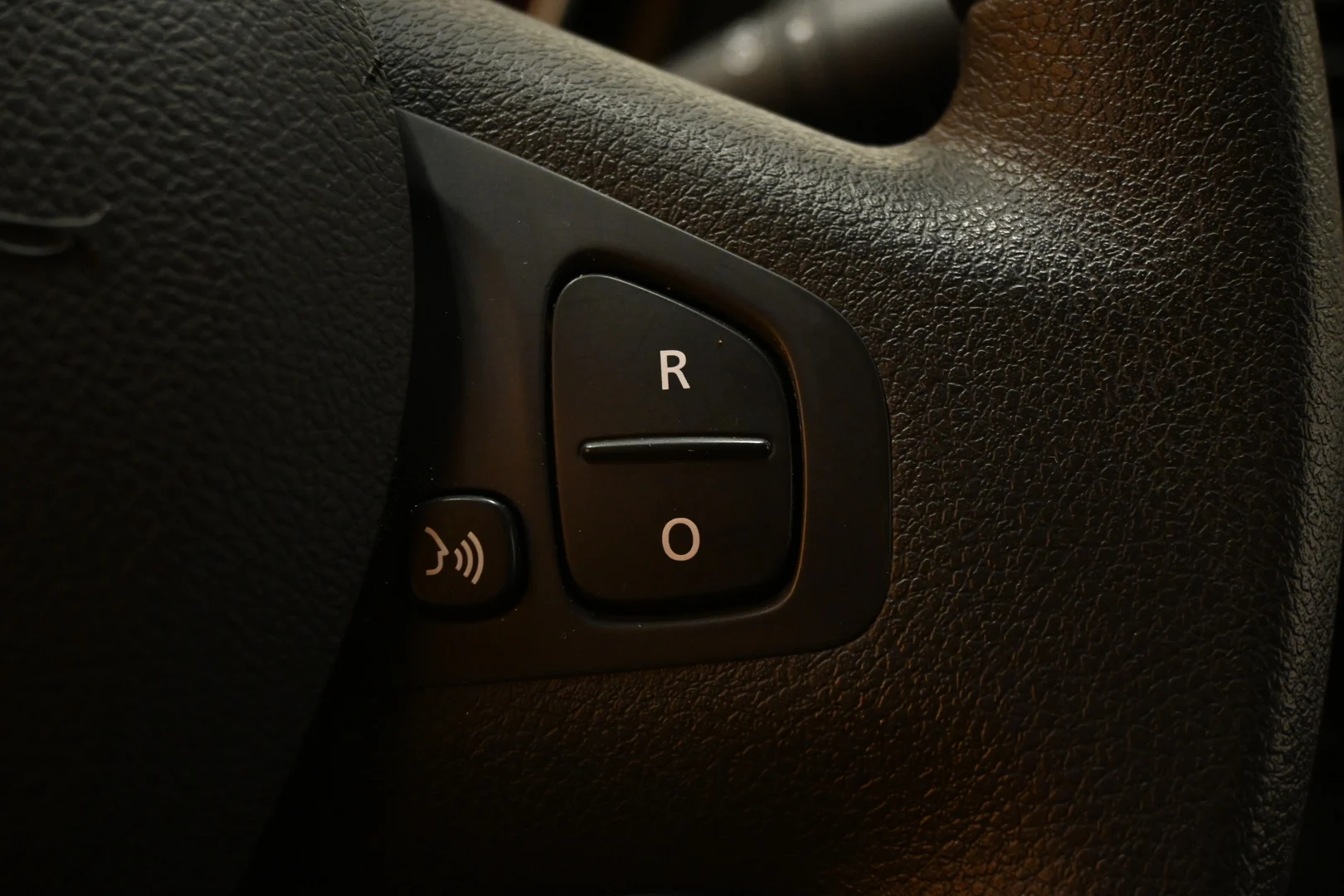Car Image - 21BSkIY9iq2s4ng7hYKoZg