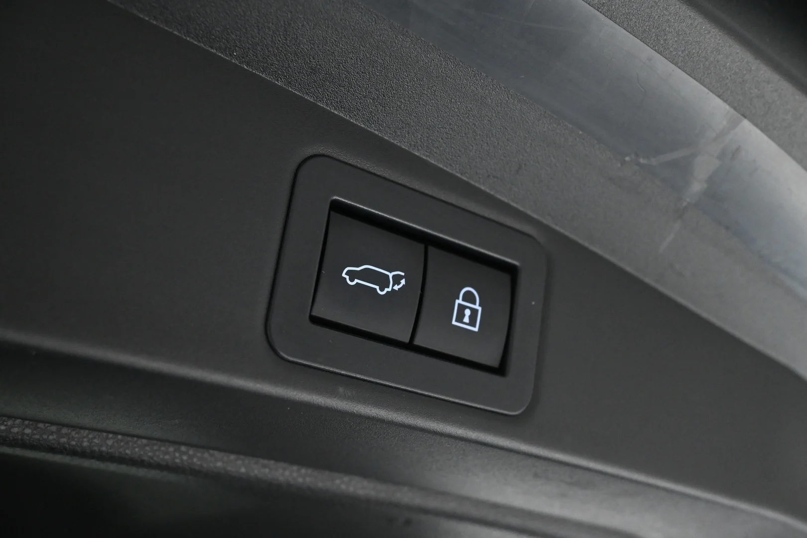 Car Image - XSmN0Lw4EgmS4FqdnGOHN