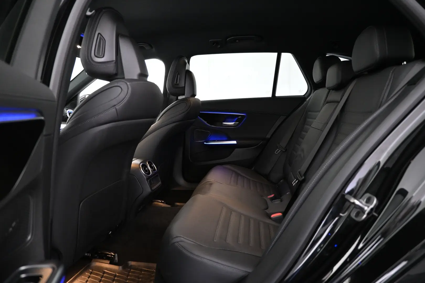 Car Image - 7BtZONH4kT7G2bgrlAIRcV