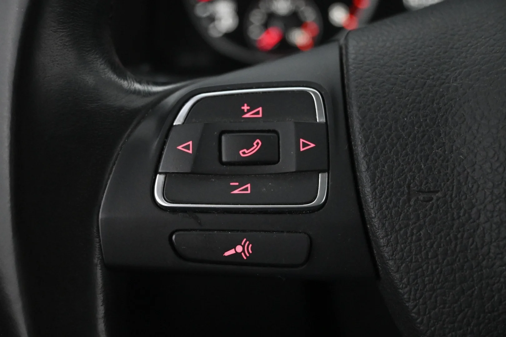 Car Image - 2jsa5pxqfQYAlQUCIvXHPi