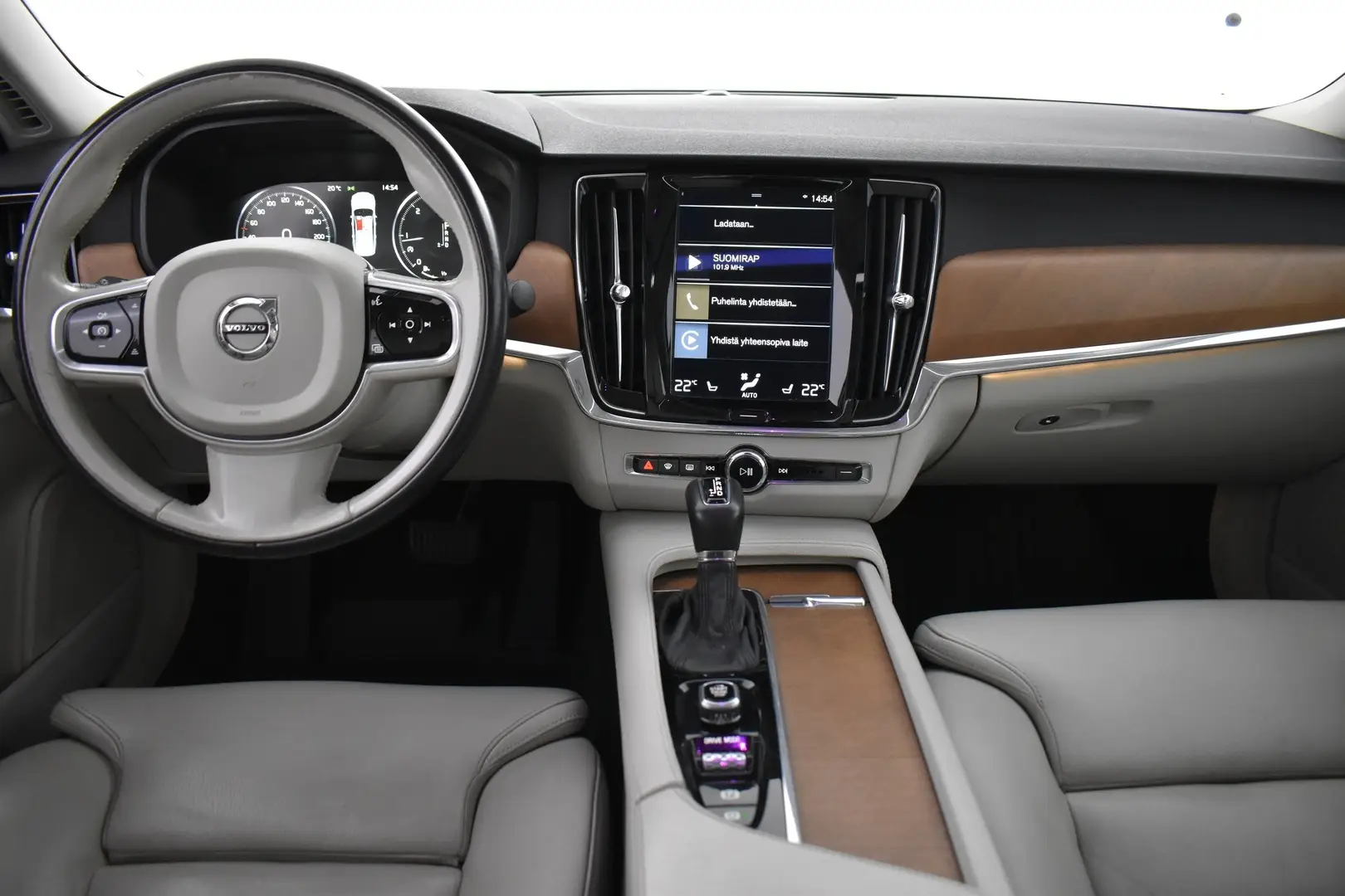 Car Image - 3CPNwNgsBFYMF6OHWsXgNW