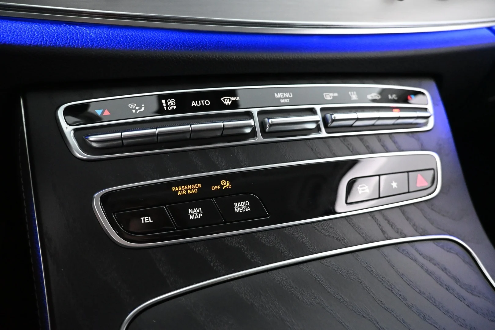 Car Image - qBbLFdbz9InBszjdJl3Ja