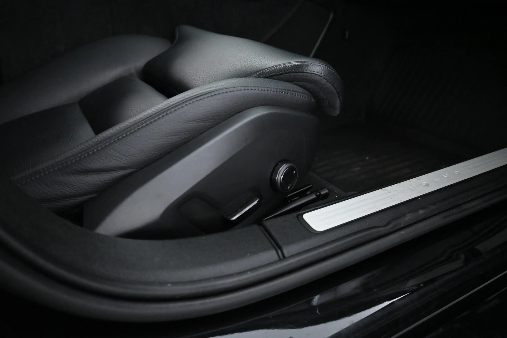Car Image - 30IEGZM3pMXSMyfrTDbfff