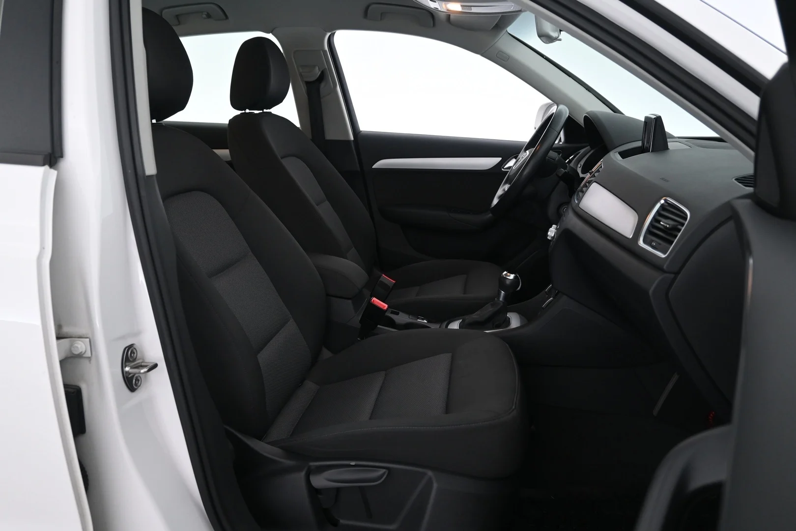 Car Image - 4j3ytmA3wLXlPuF8IjLi1T
