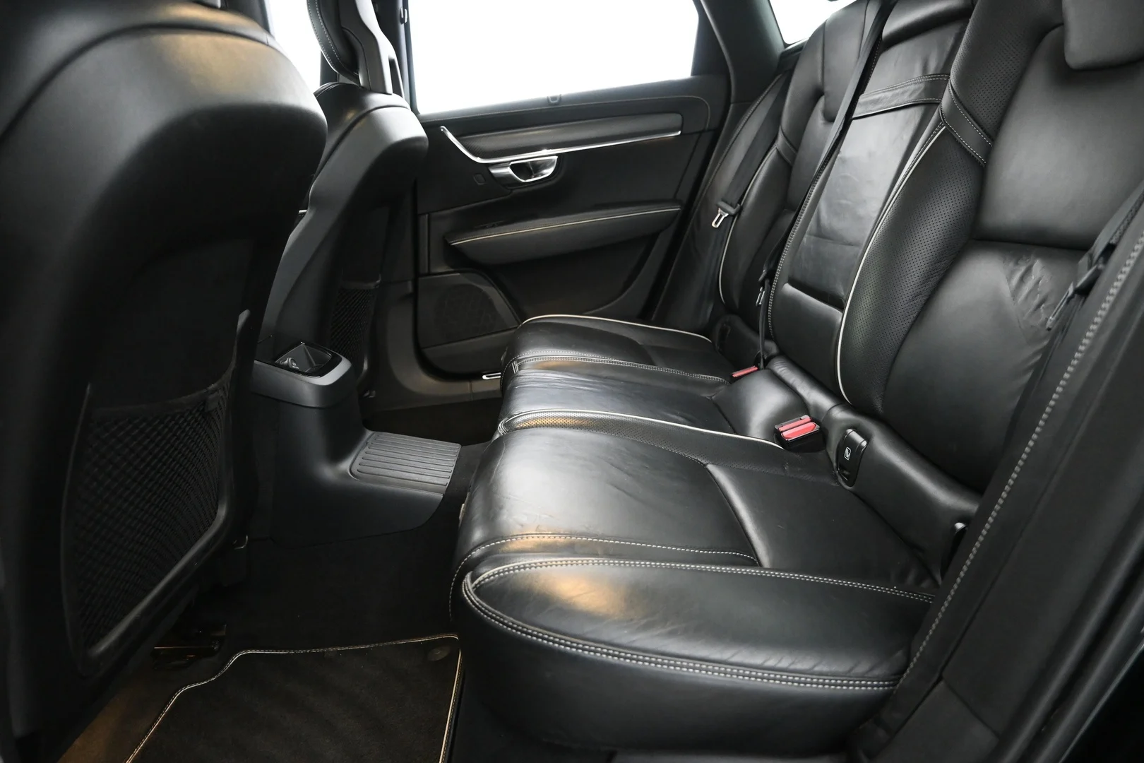Car Image - 2Q9fqApx3XxnbYa3qdFFjq