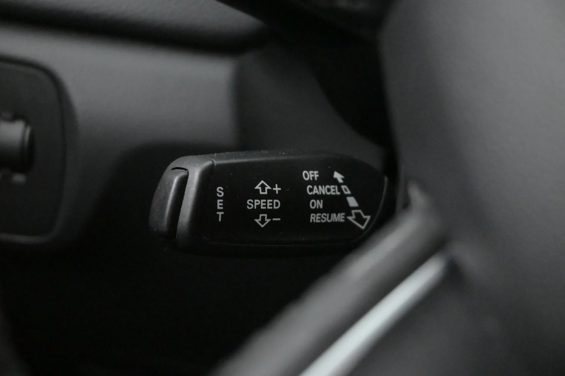 Car Image - 6QHPqfyRXGy0NG4tfPclbI