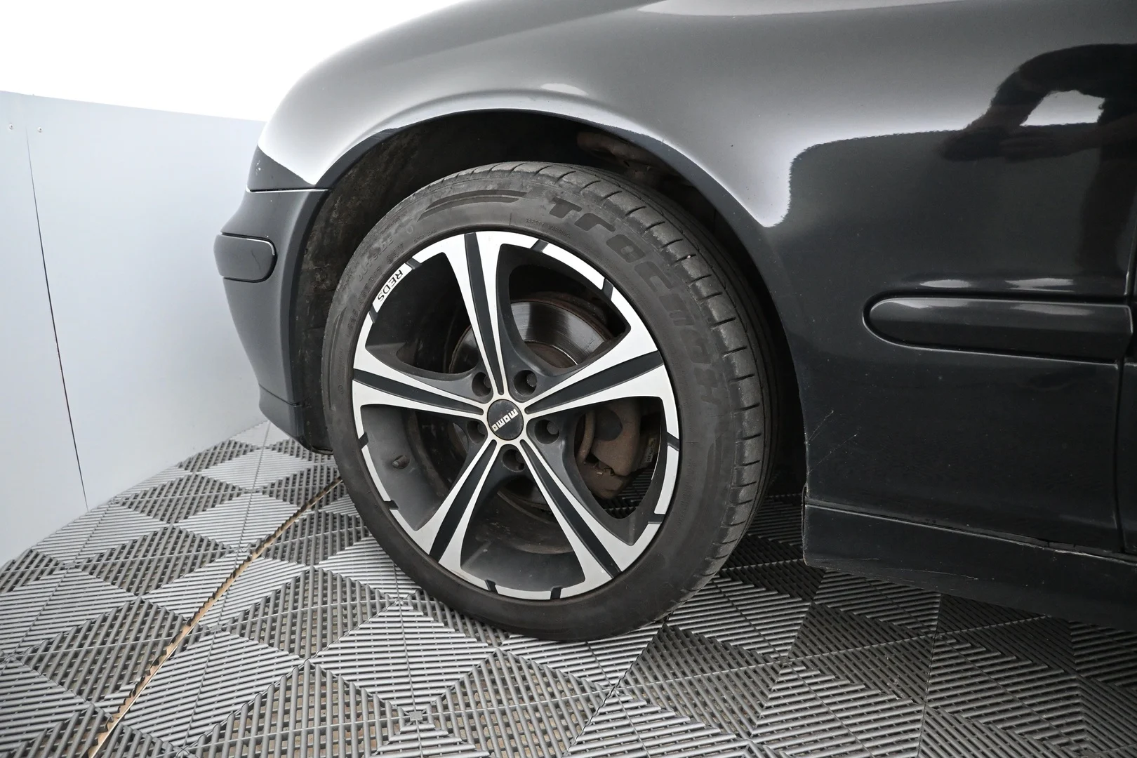 Car Image - 1U5vCePu41BxOPHJZlLajp