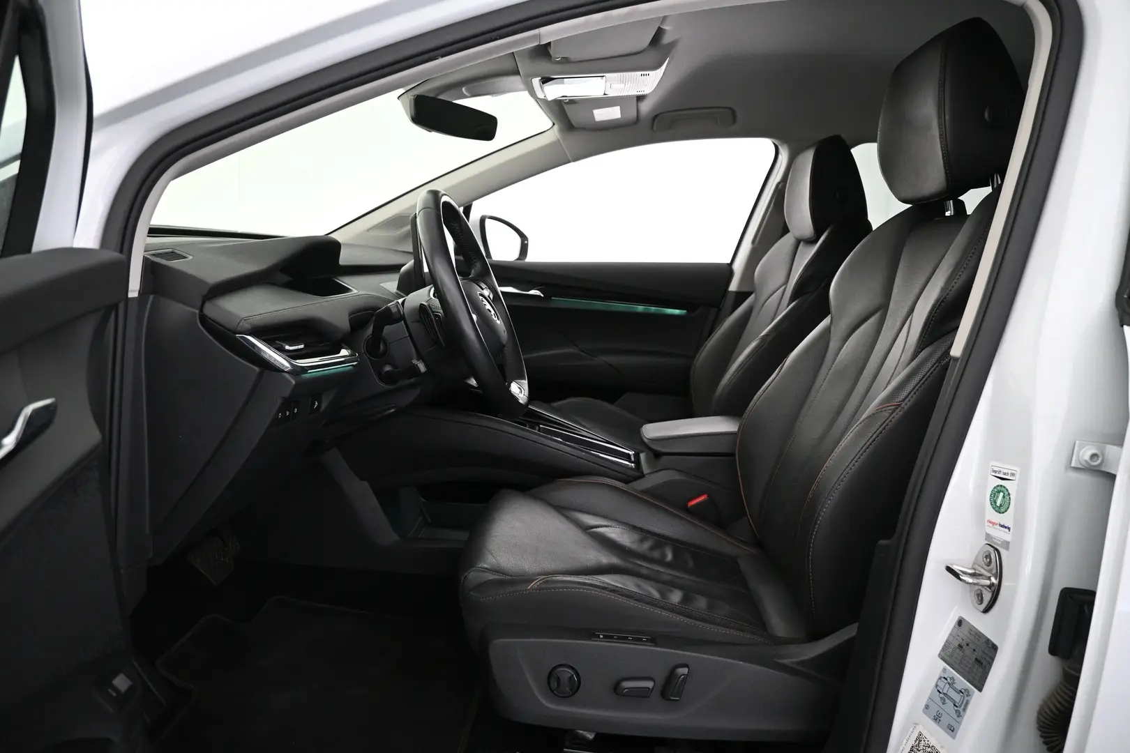 Car Image - 6dHLJeN1n6ITr0J9lPxU5K