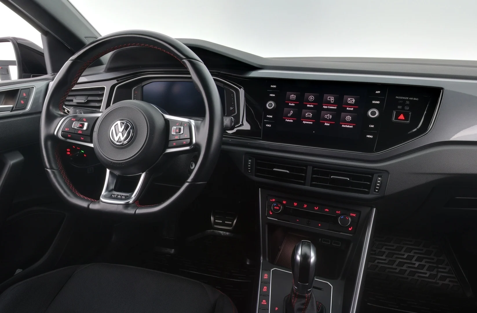 Car Image - 5D5q2WmWw8I2HxDoPS5c5d