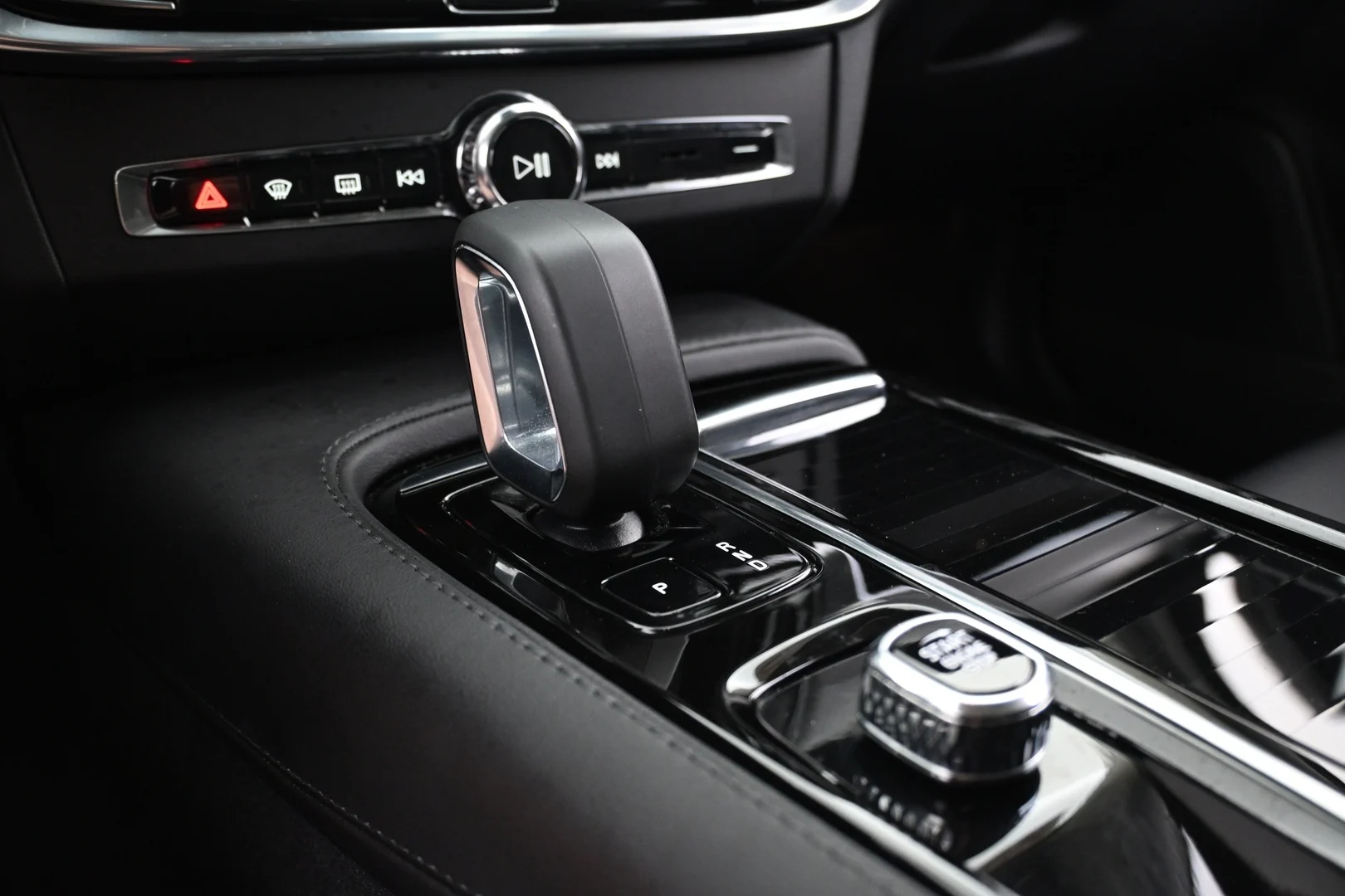 Car Image - 60j3K8KhUlGezi0Eei33bR