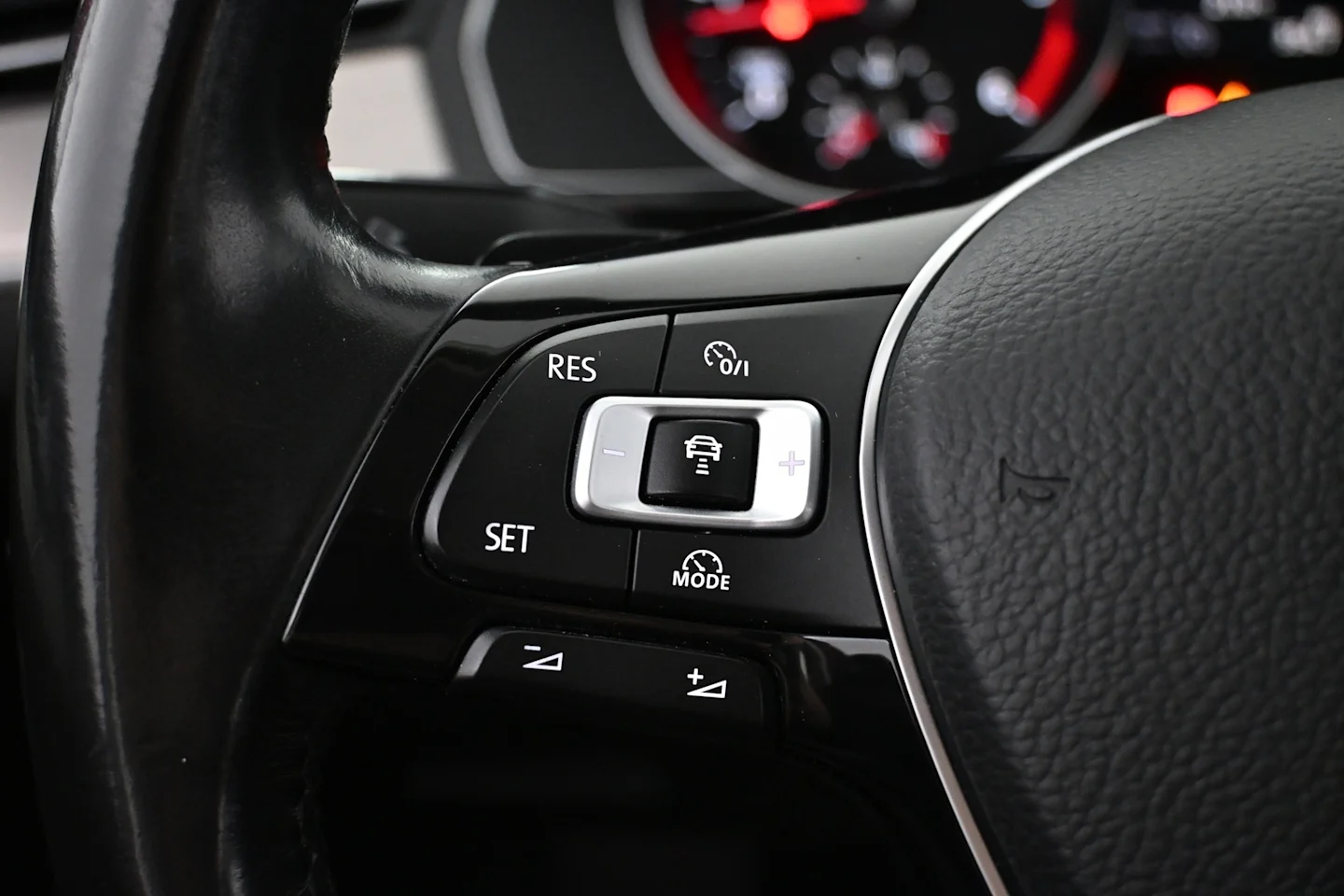 Car Image - 25xr8rl7uSJQynqT200OVQ
