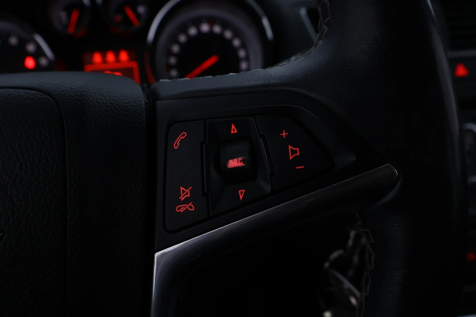 Car Image - 6V9iVRPigzbH1t1n5pW7gL