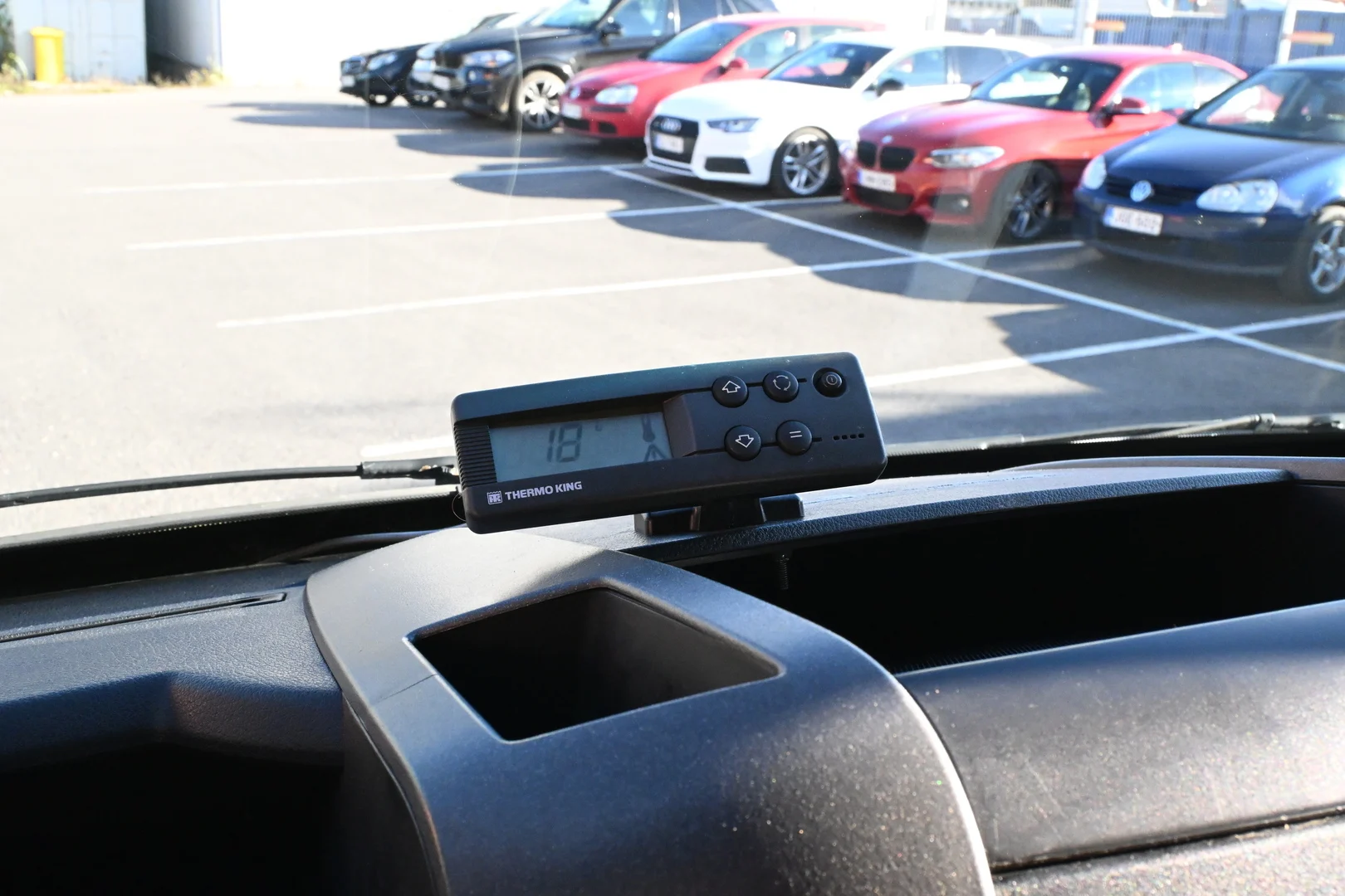Car Image - 1LzQFhSKA9xlrsuJf2gI8g
