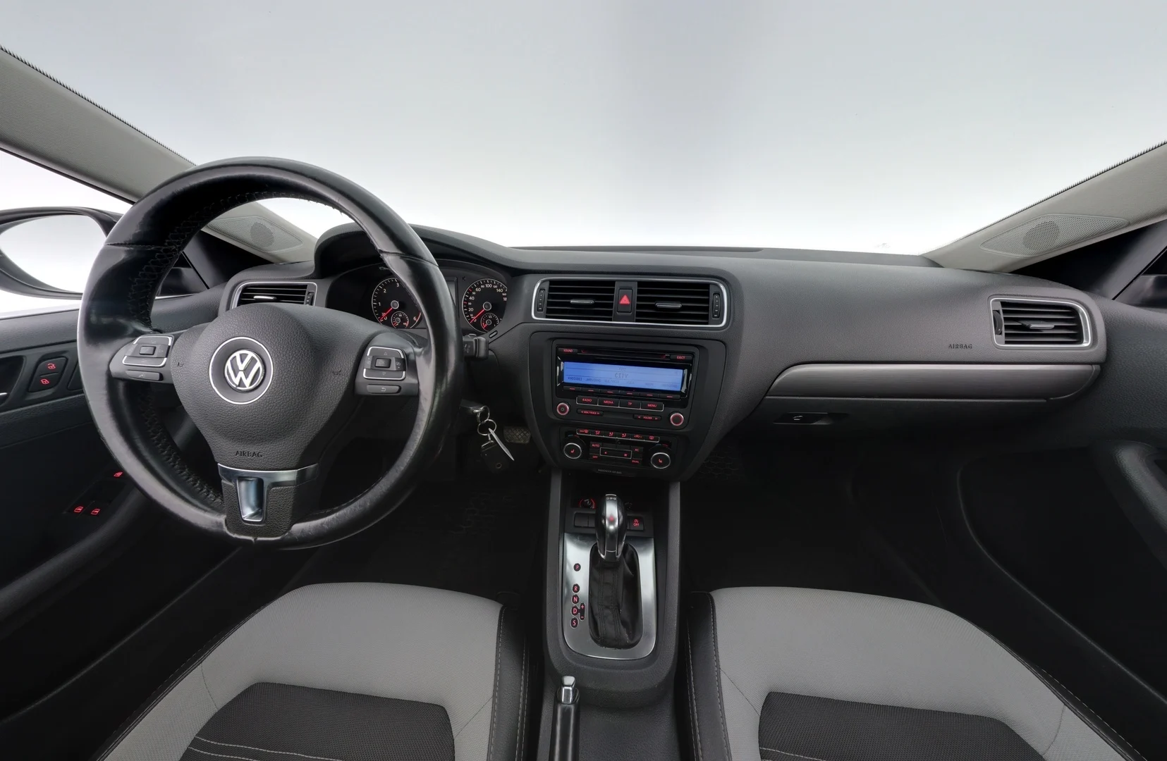 Car Image - 2Y8UQVmTqpf4xjzWVcuko1