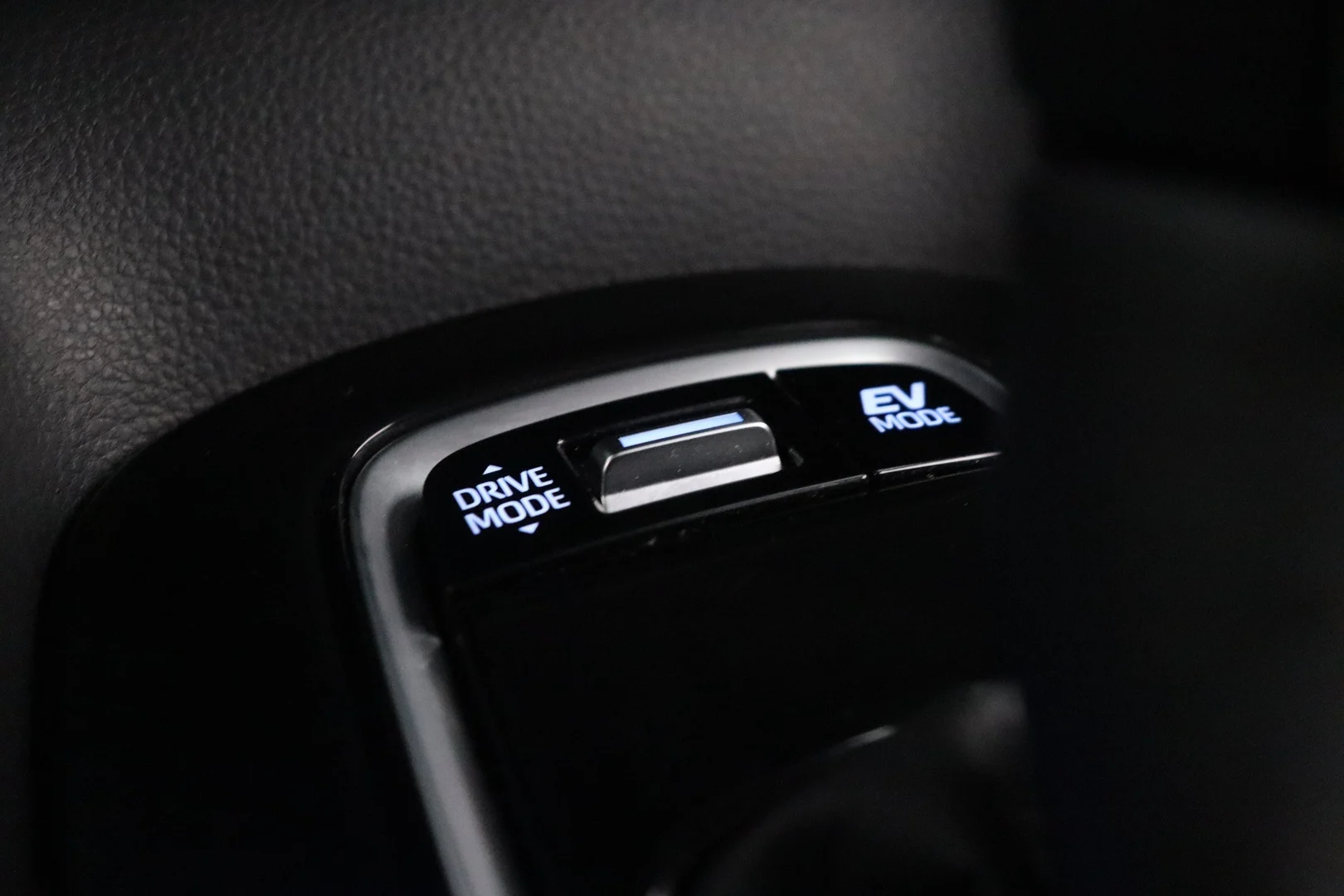 Car Image - 4753es3yaPcmvrDxjp2xCG