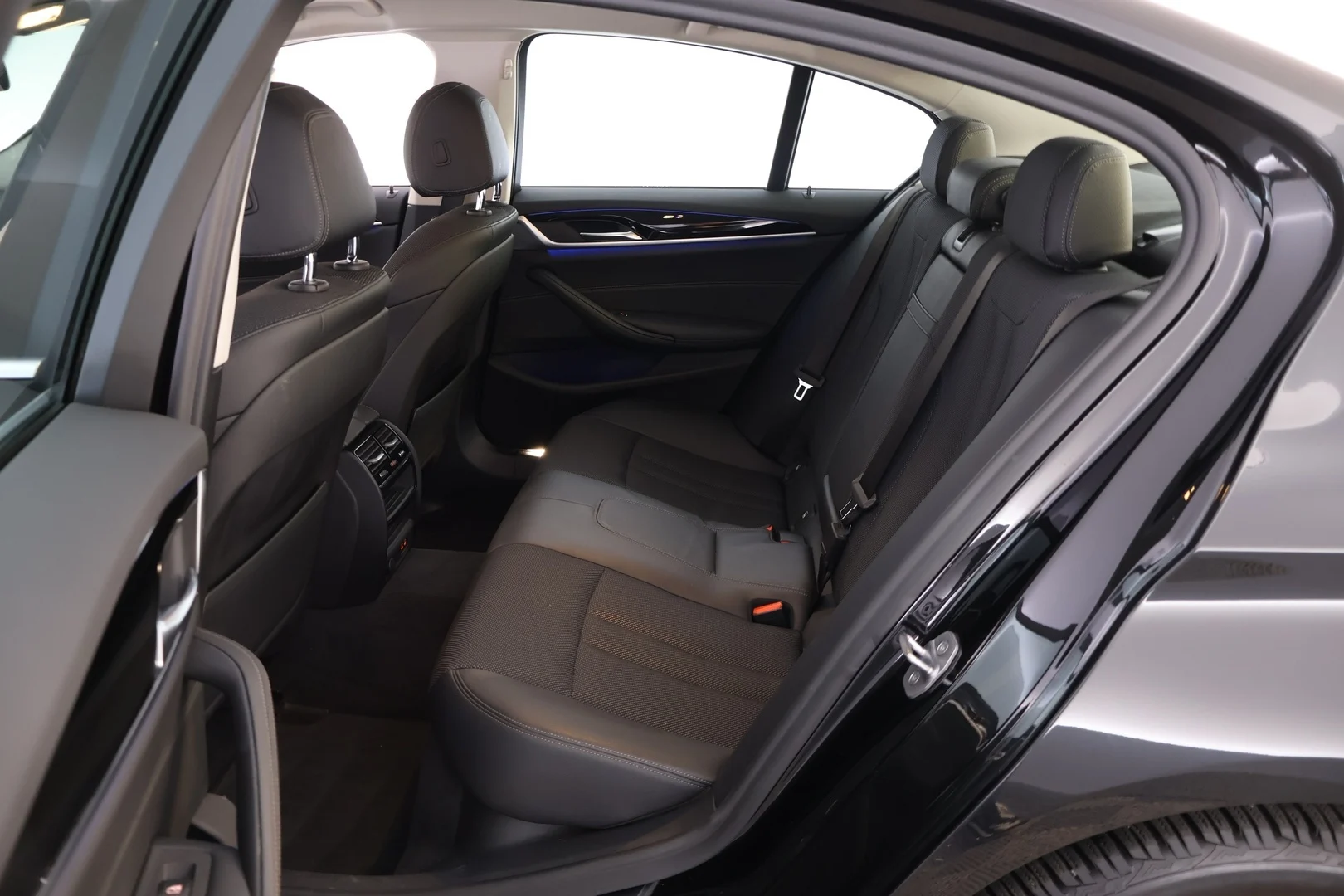 Car Image - 45Pg6pQFJFKP1jvEuqMgTC