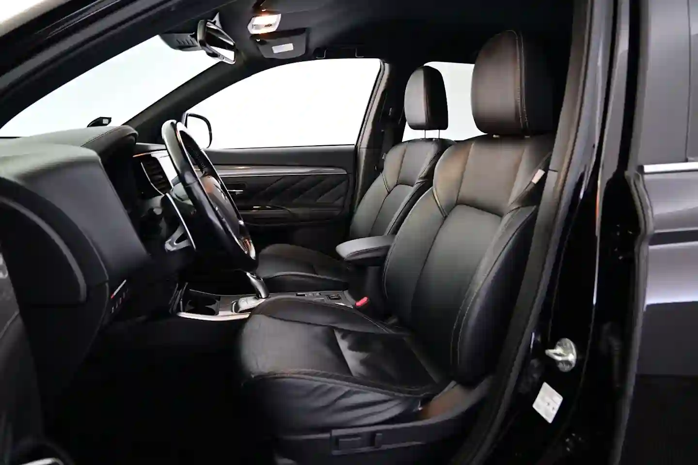 Car Image - 5CiSC8FdWvO6PMbob4eNrA