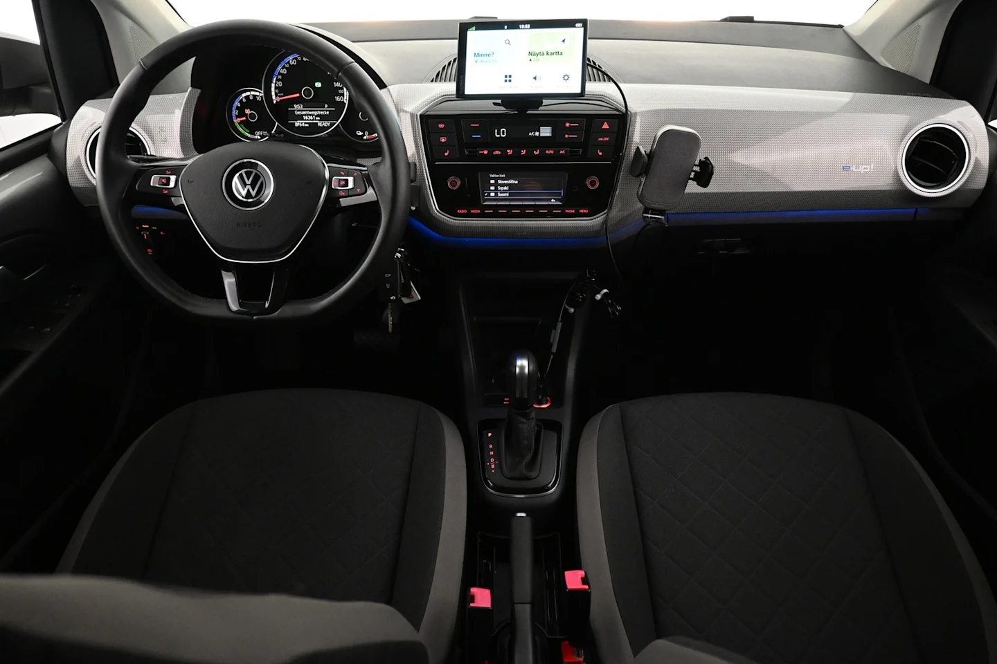 Car Image - OfzgmvkRvnDHUuvQbEclp