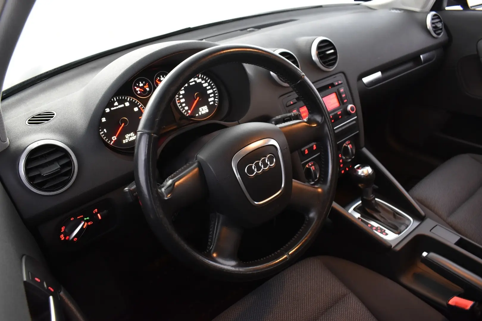Car Image - 3v2p3Kig9u0Mtf4LDeUpuQ