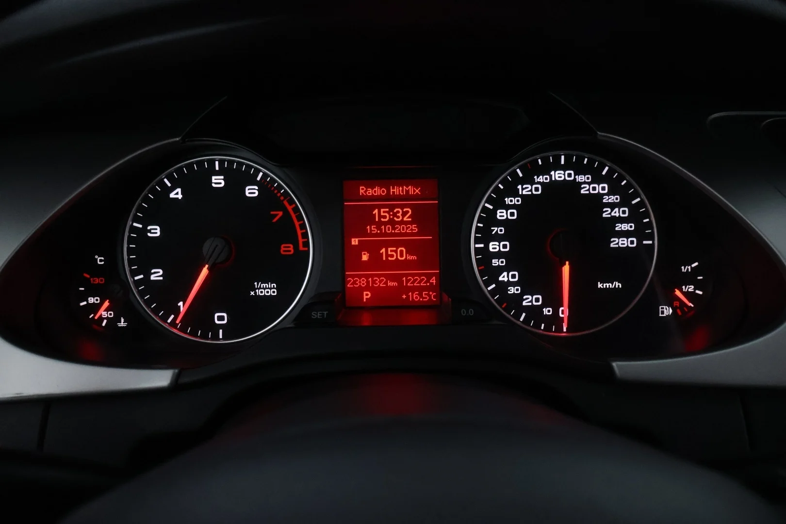 Car Image - 4SvhZ1CYlYTE49sXUQfoF