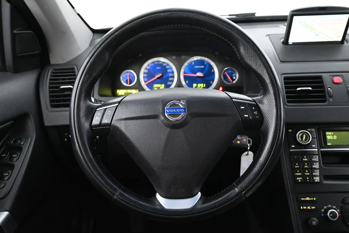 Car Image - 1li7hbA7bg4RWn1z0cgSMm