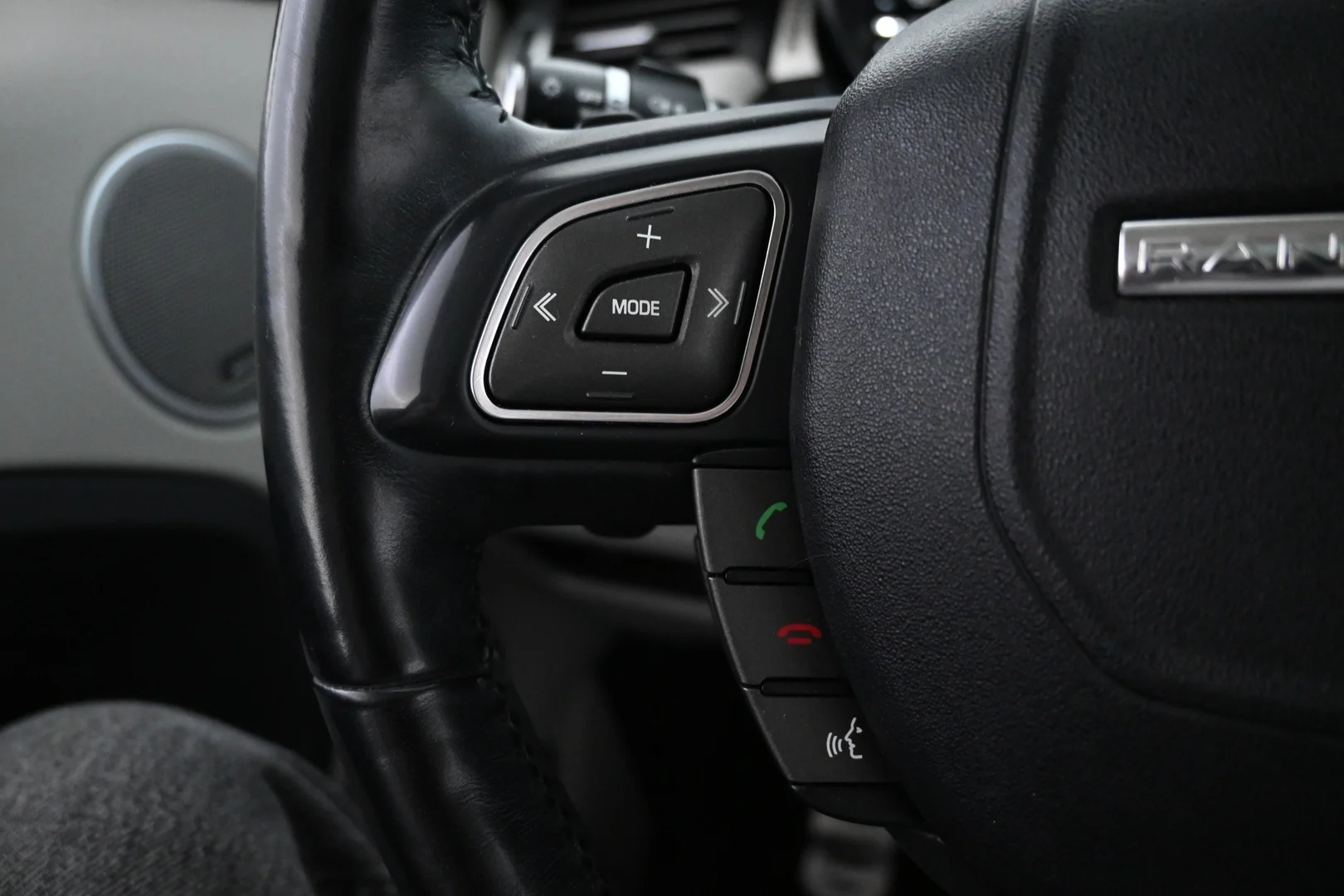 Car Image - 4cEieKhLDS3XJ6O6DmiMXu