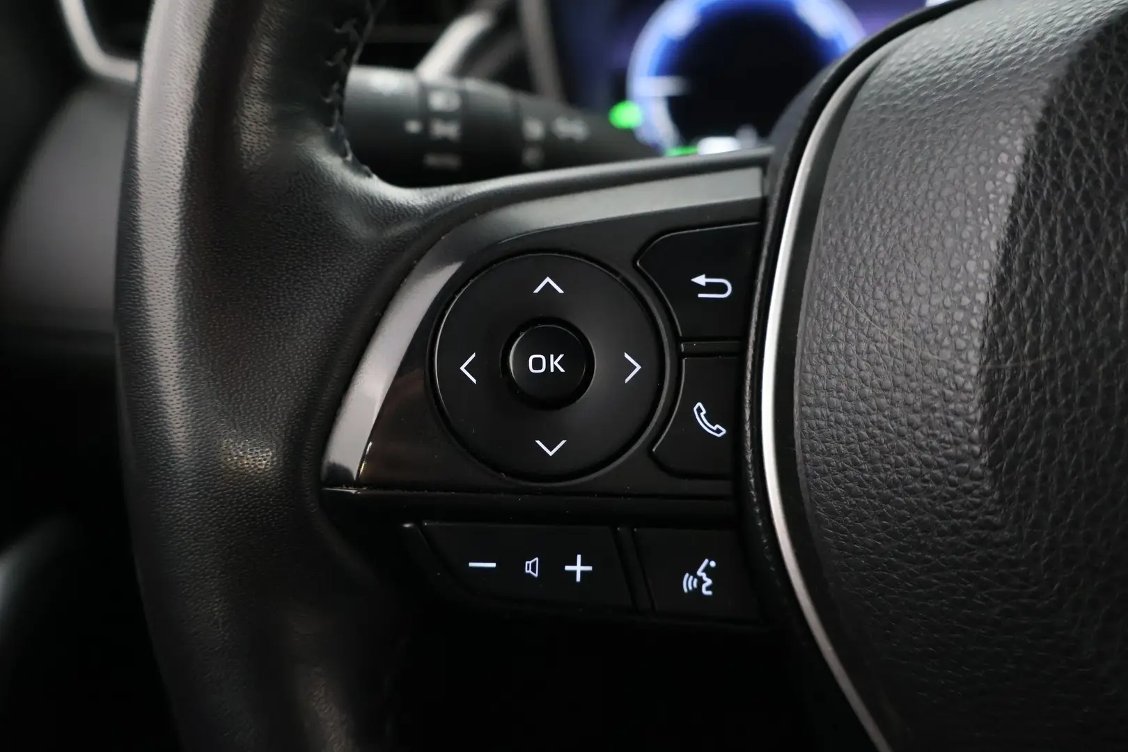 Car Image - bxlsoE7IUj8XmEme4XENw
