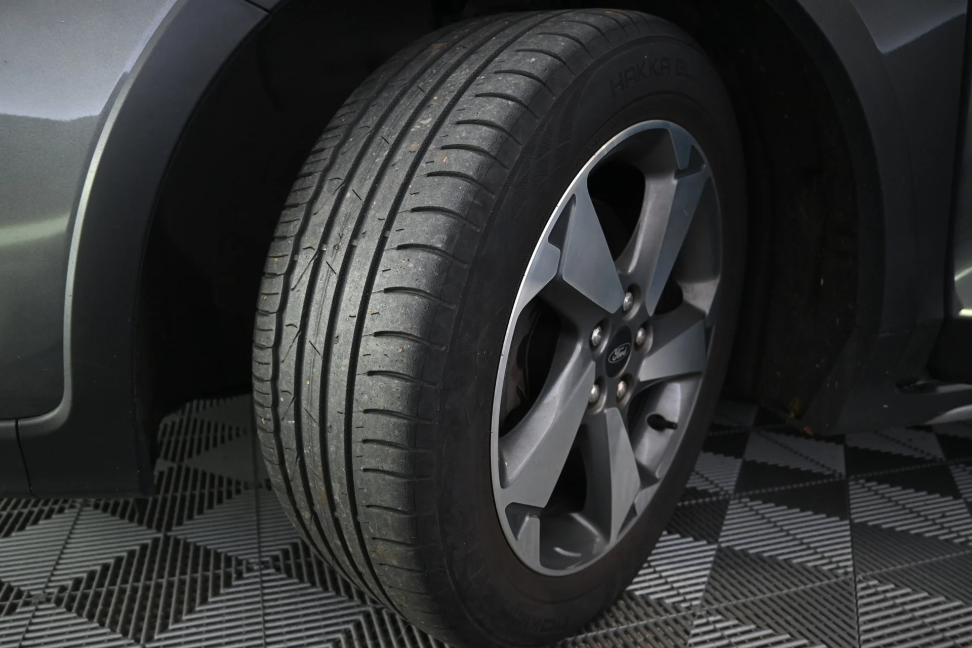 Car Image - 2uCyBP40zFVRmwRu57pvpq