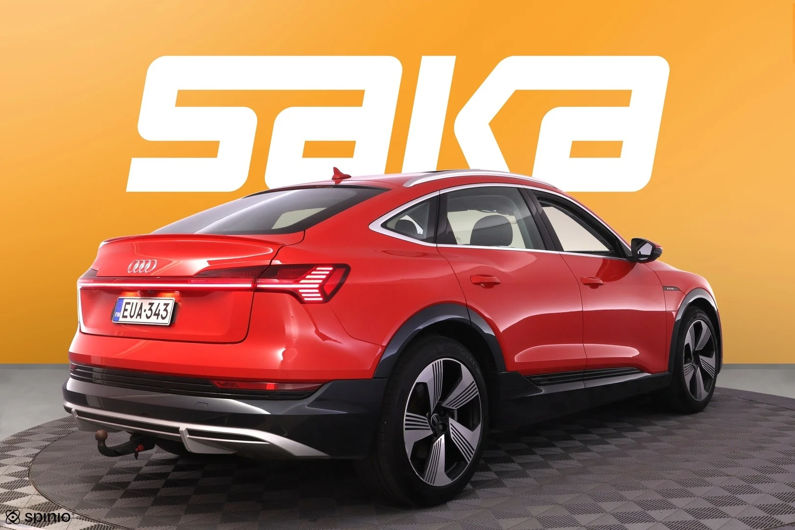 Car Image - 1oJgAxSPlP4PUKRUPAMEex