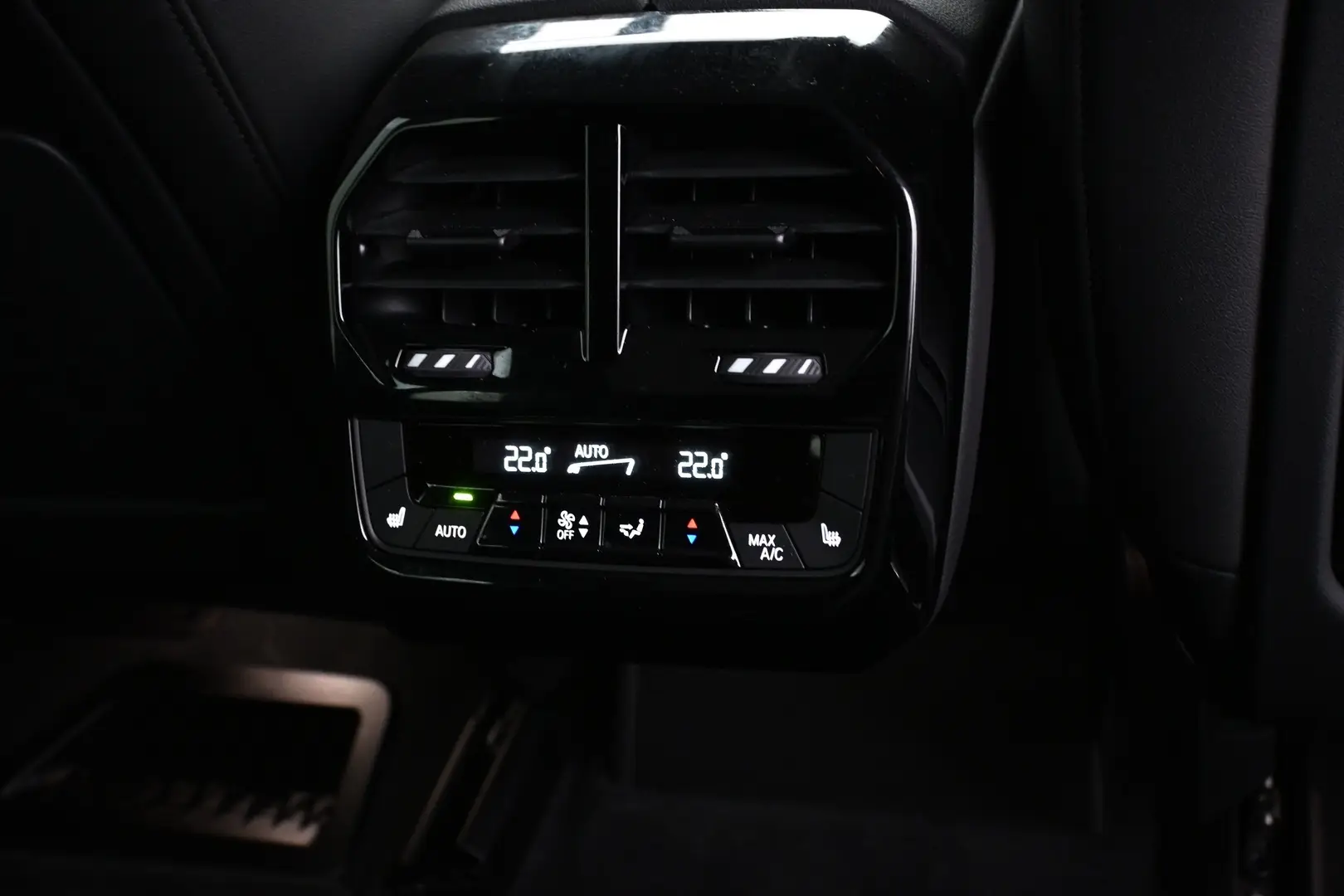 Car Image - 3haqg4N3qE4od8C3zxFC8L