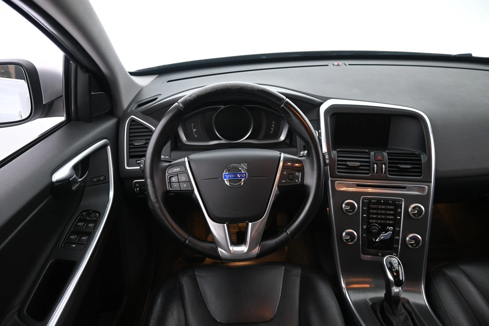 Car Image - 1MmKcRnWX9leAZVhRNl5sS