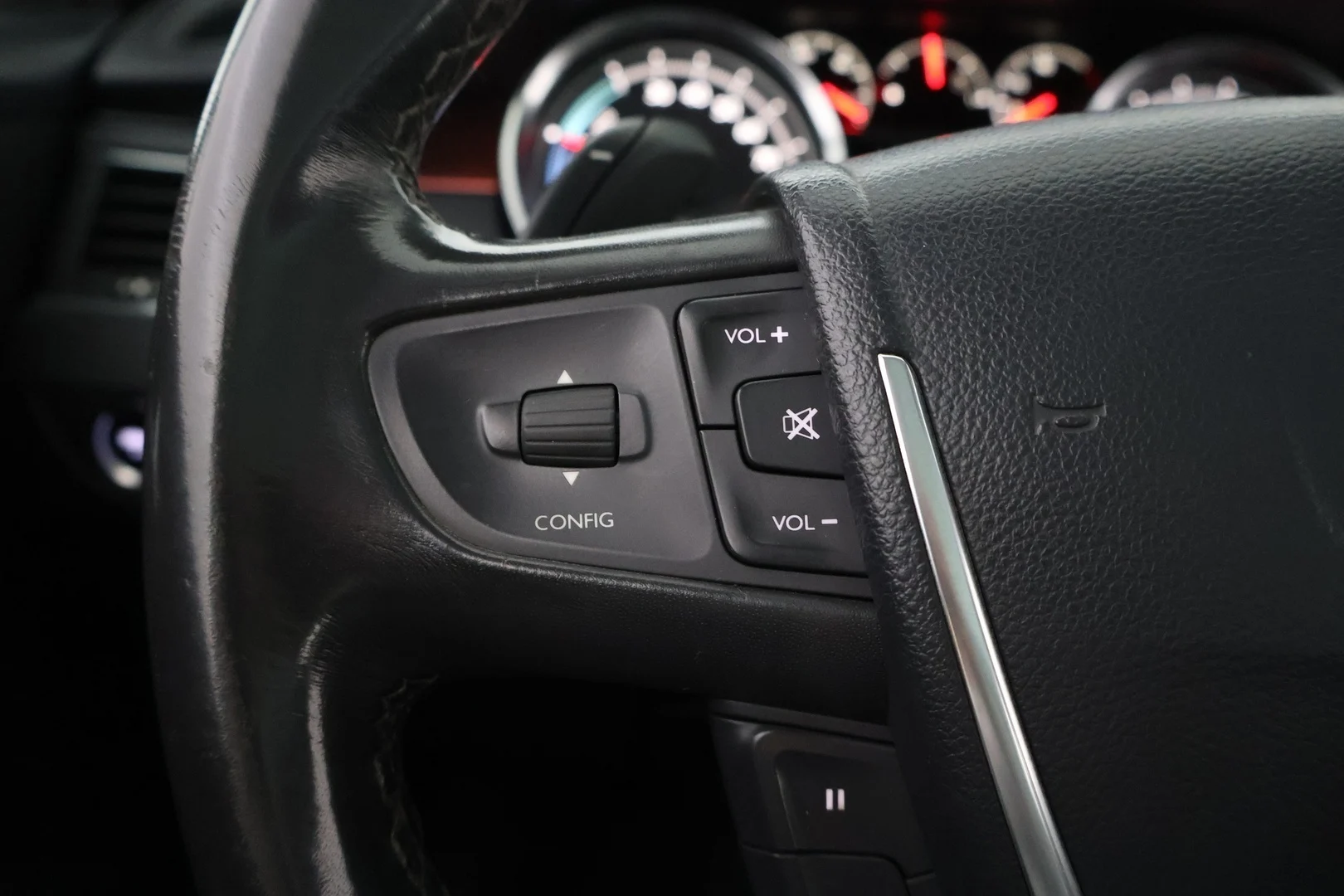 Car Image - 6wFLSK8PsRvrGyzjXXopZo