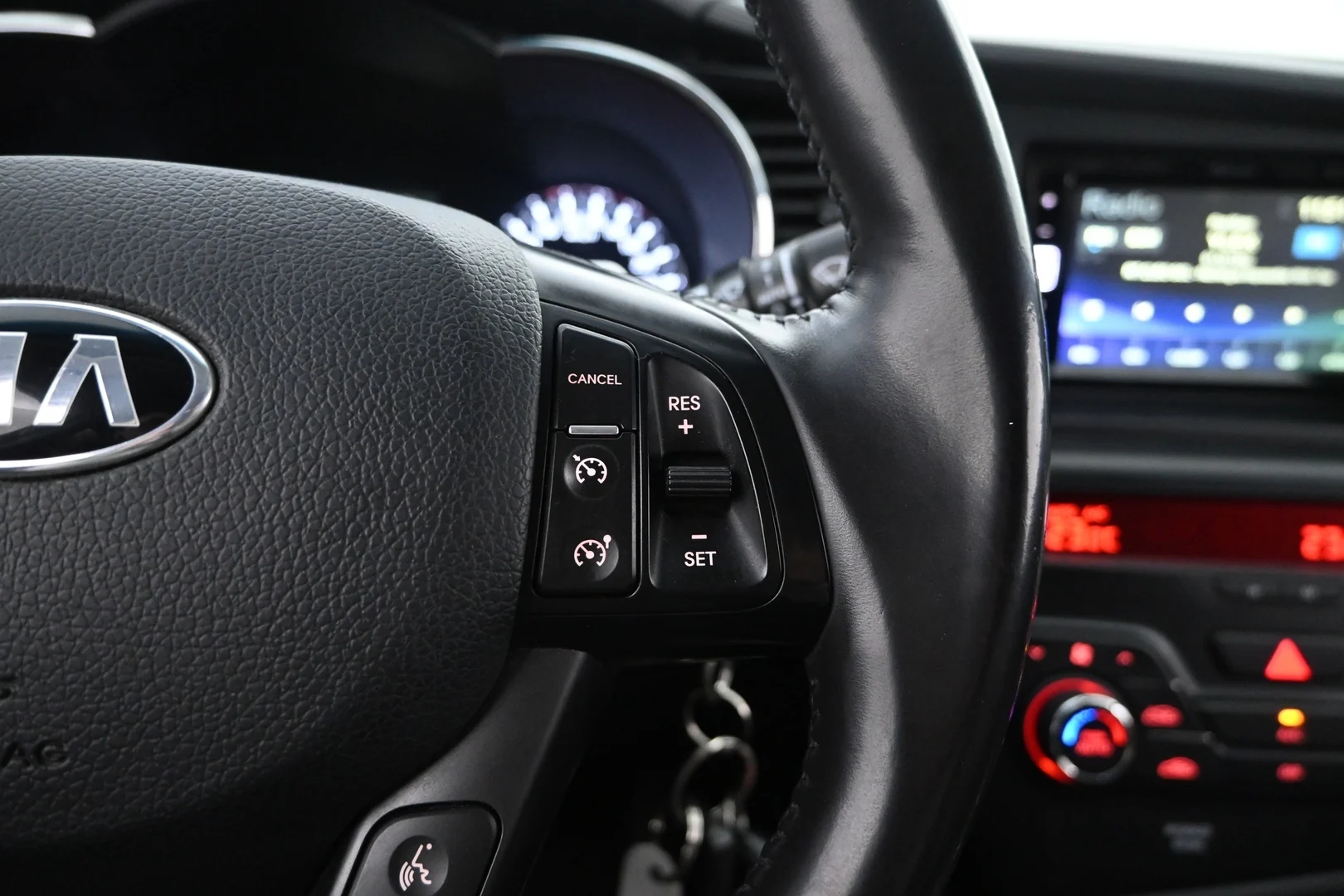 Car Image - 3GlC29pUZ2r3MhXrVqUg4L