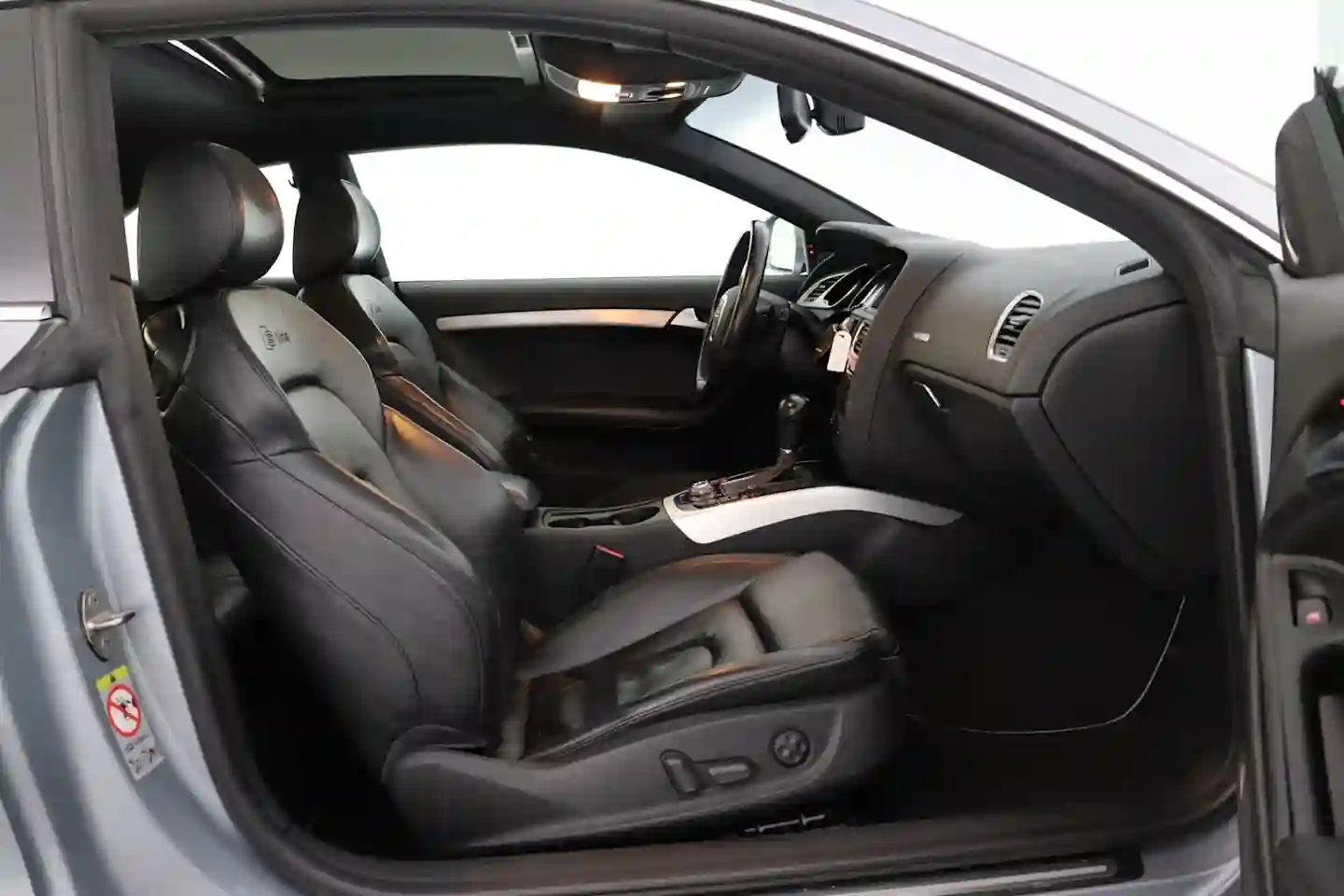 Car Image - 6mHO4FfkiUVsa60gWakEKn