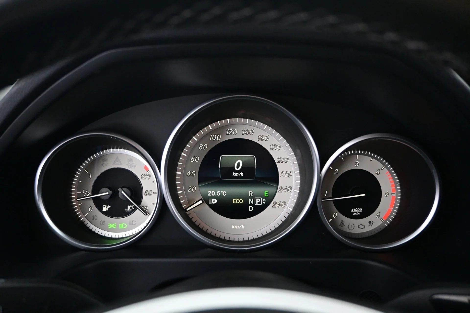 Car Image - 28F3I2xRyCQvSFwtdEgKbo