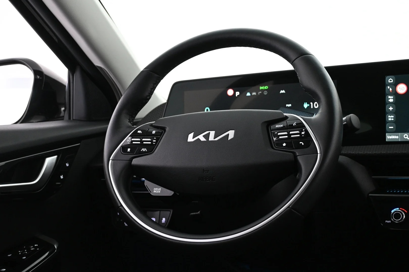 Car Image - 4m0LTFEIL3sjF5zyXNWbdy