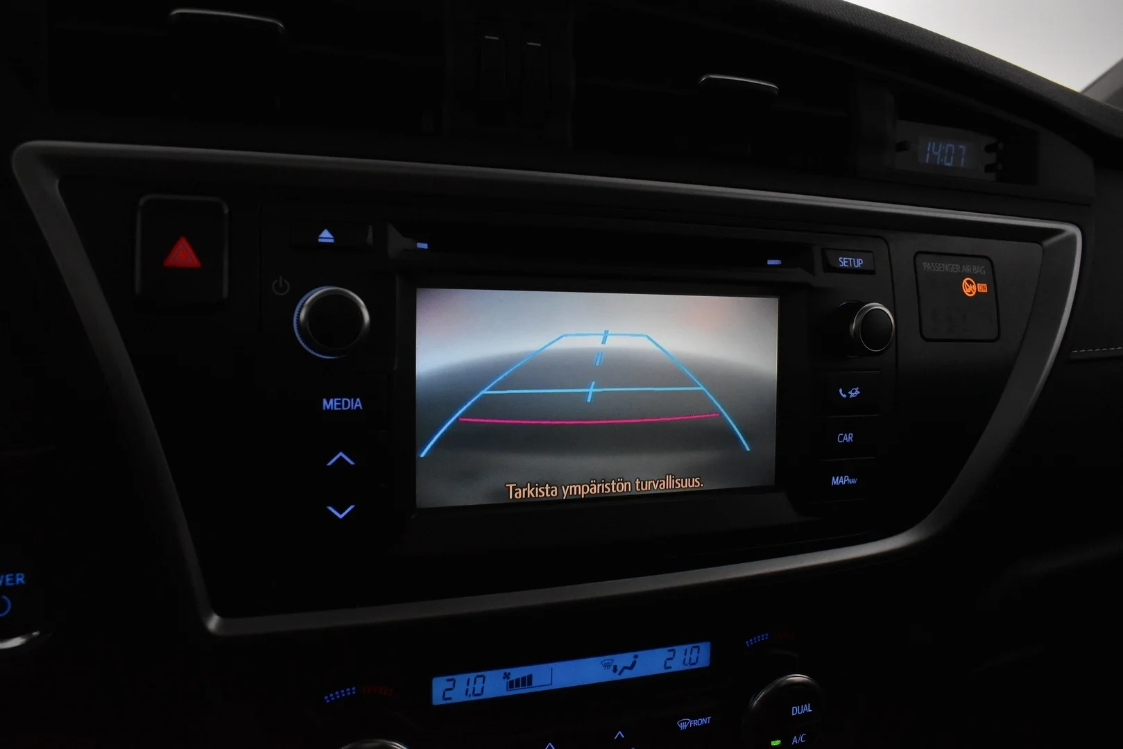 Car Image - 5xqhFfPCgERroUhwdKmFej