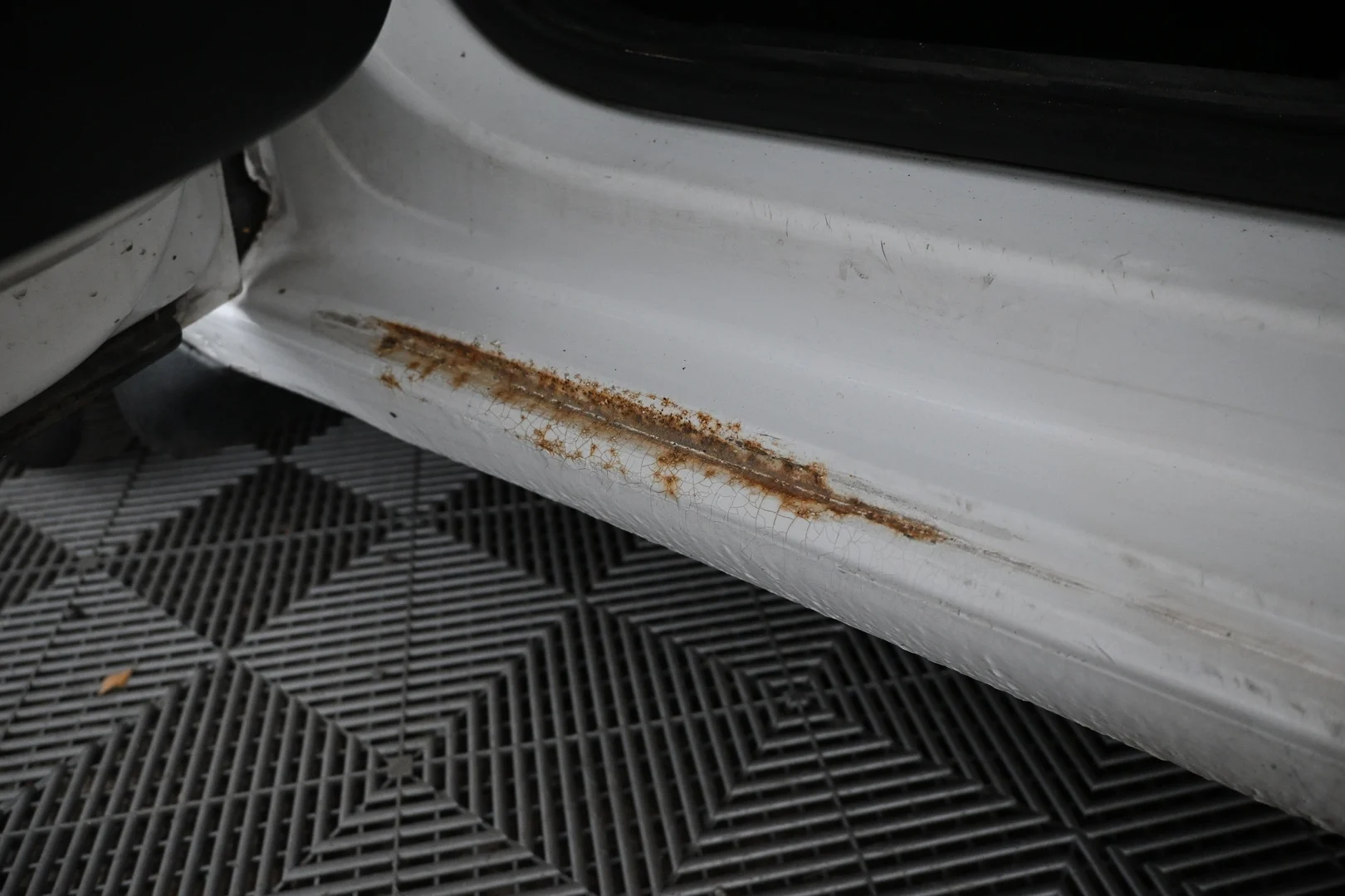 Car Image - 2EeDA5jOZG2oAd7uQ6SwdX