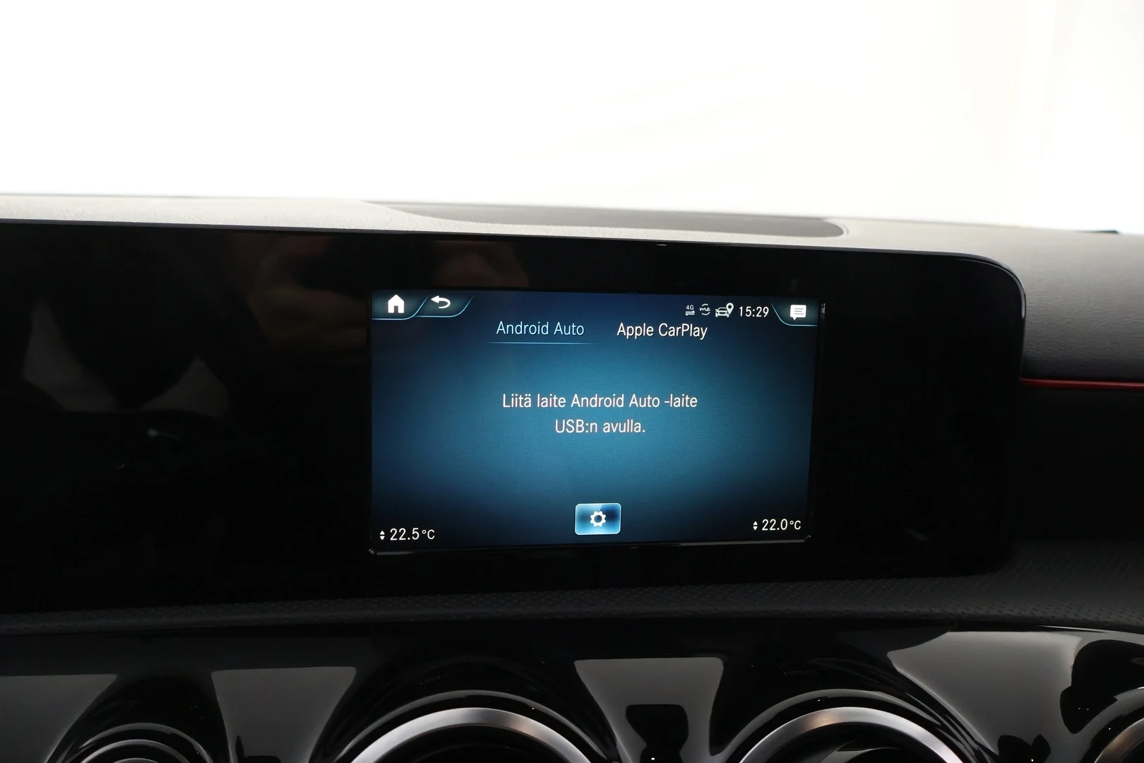 Car Image - 1R4ozGsYT9EQ4dJsfLam7V