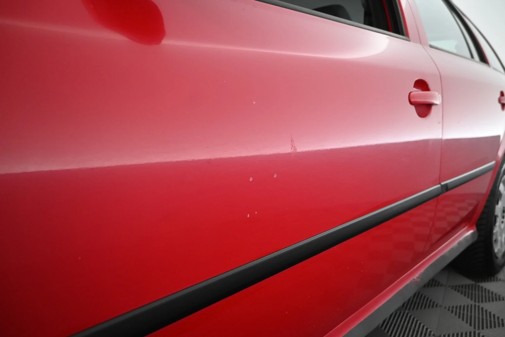 Car Image - 1UiOgzb31OzfYzTtwq638D