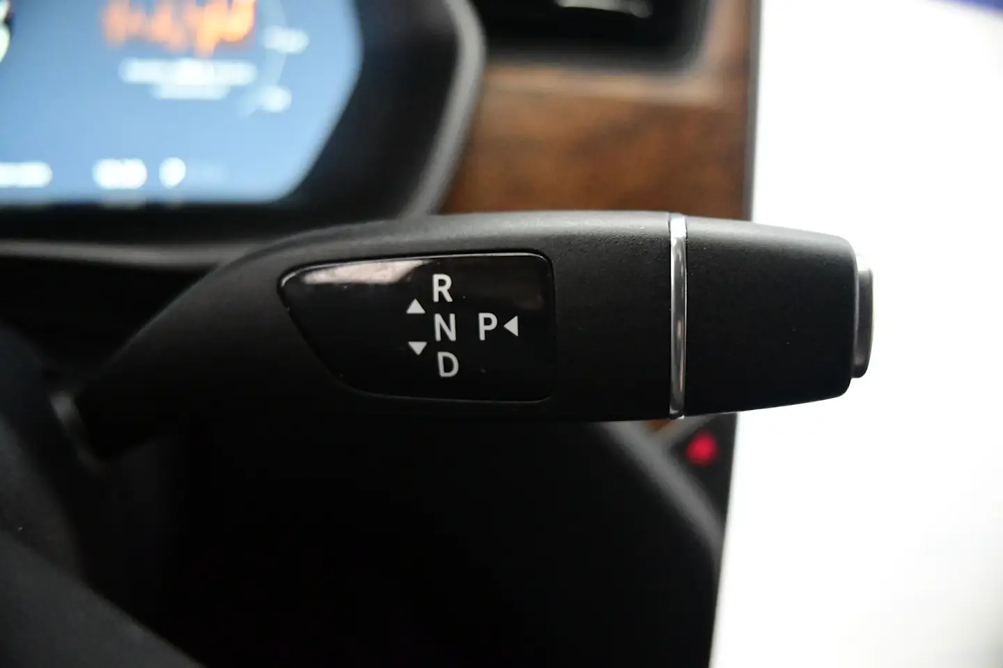 Car Image - 5LjNWqnC8HcoyzKTKqEe6X
