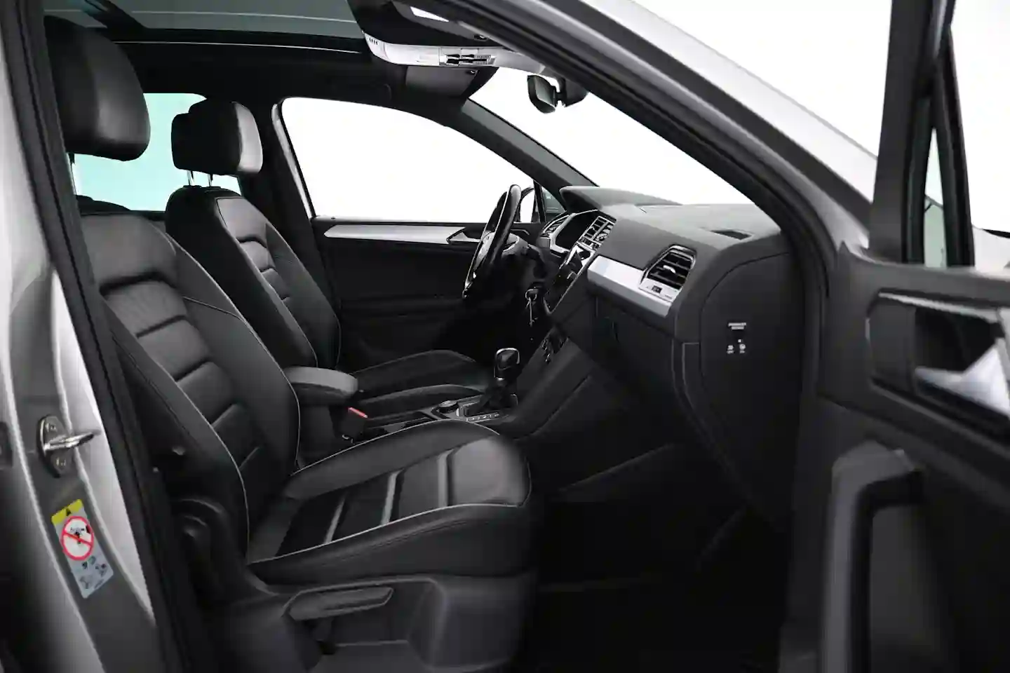 Car Image - 7sNFfPPvEw5ehHgVNhtqXg