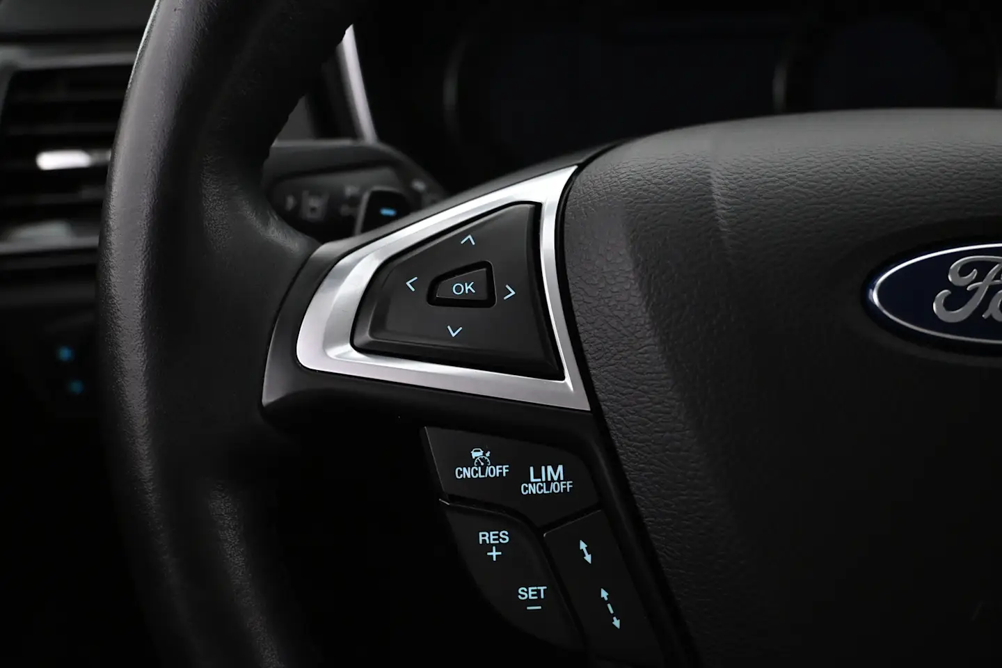 Car Image - 4mucIVrNw41Fgl08nsUWSb