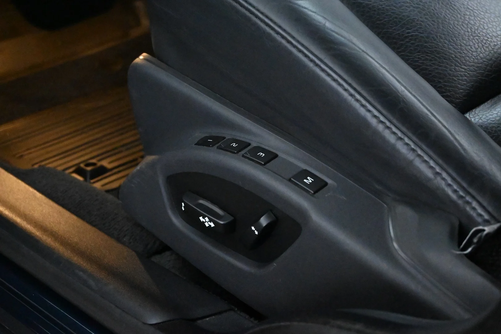 Car Image - 17RafKX0B5nbkp93xkPikh