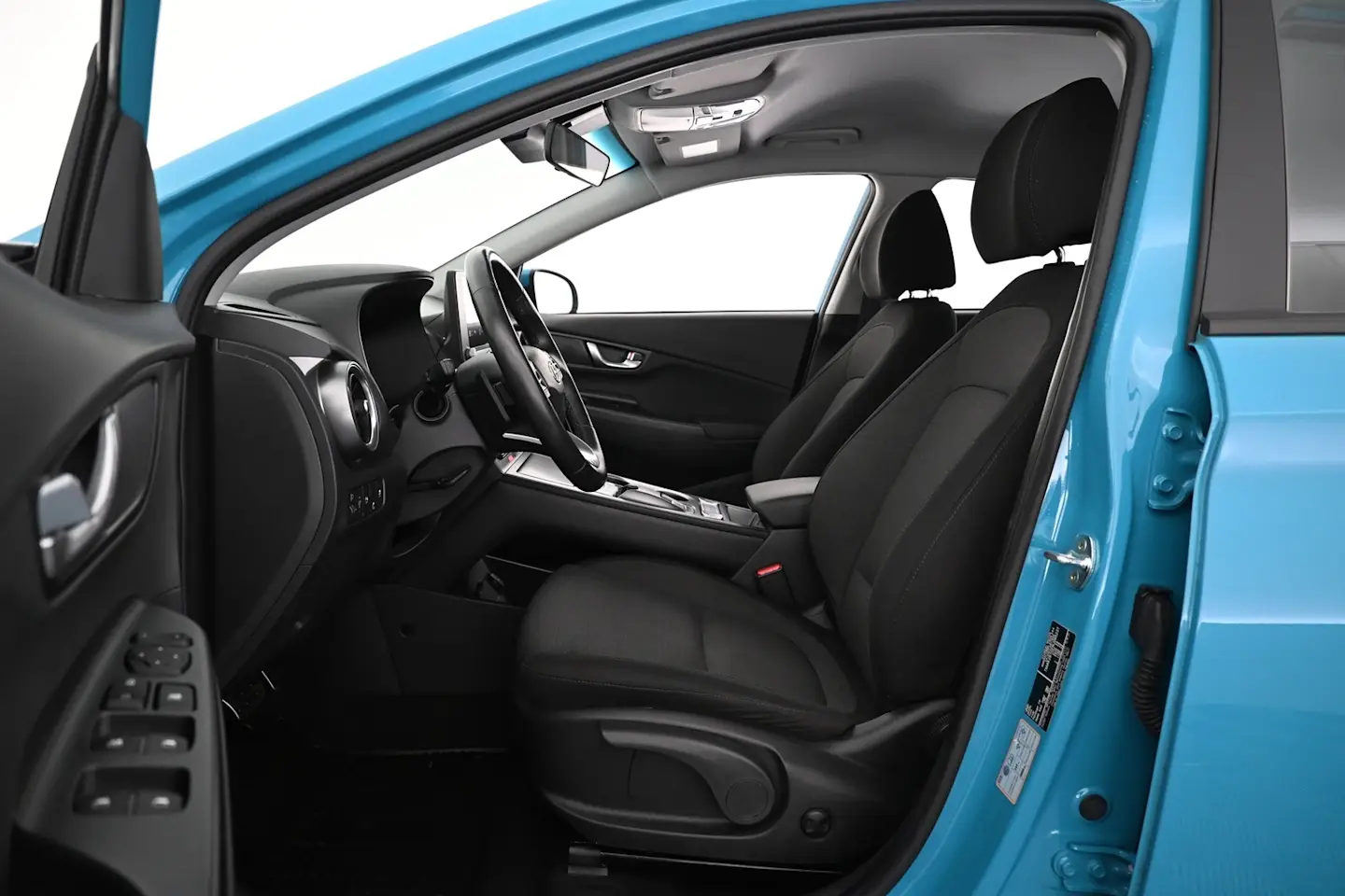 Car Image - 2pjATAr0LYPd7MzF66MD0u
